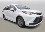 2021 Toyota Sienna LE AWD 8 Passenger Van